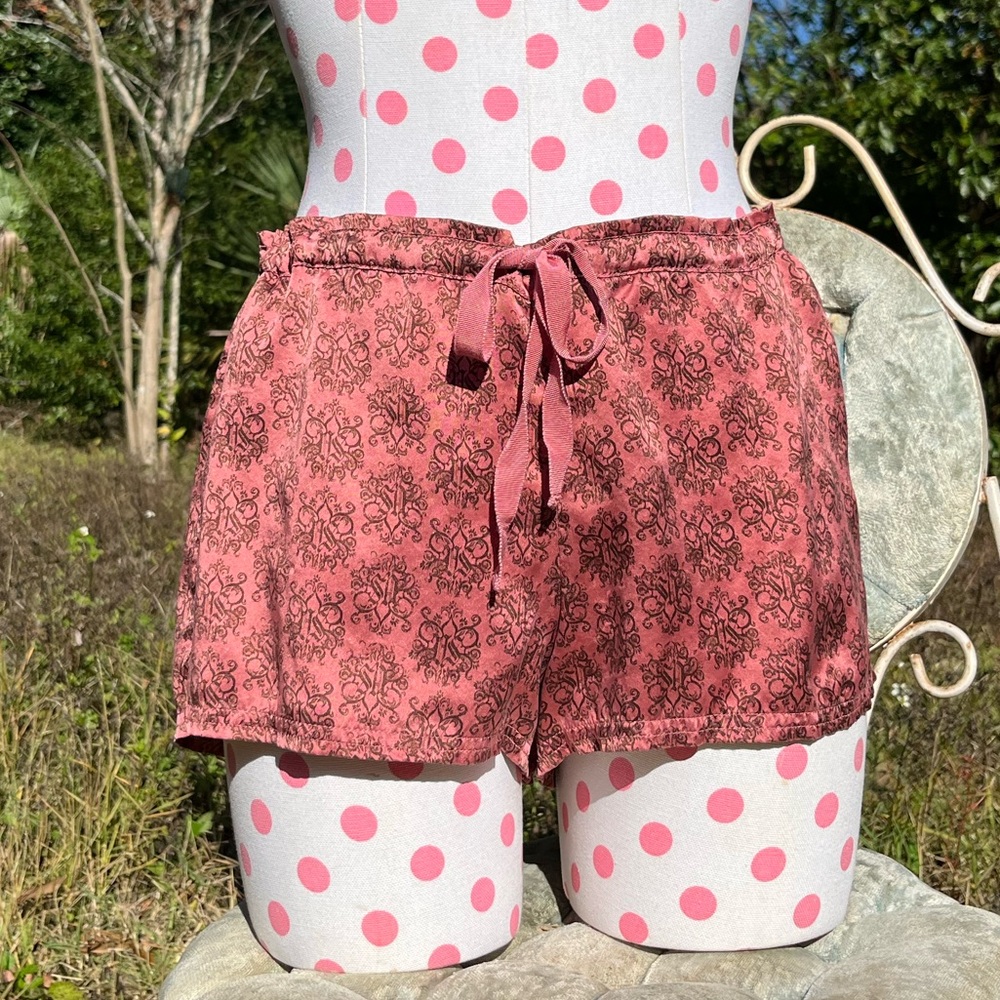 2/$40⚜️Silk Victoria’s Secret Shorts